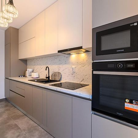 Rentforcomfort Dynamic Apartment Braşov Exterior foto