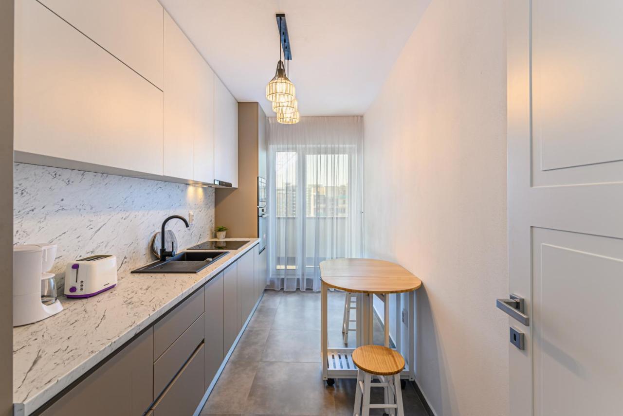 Rentforcomfort Dynamic Apartment Braşov Exterior foto
